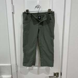 KUHL Women's Trekr Kapri Hiking Pants Olive Green Size 2